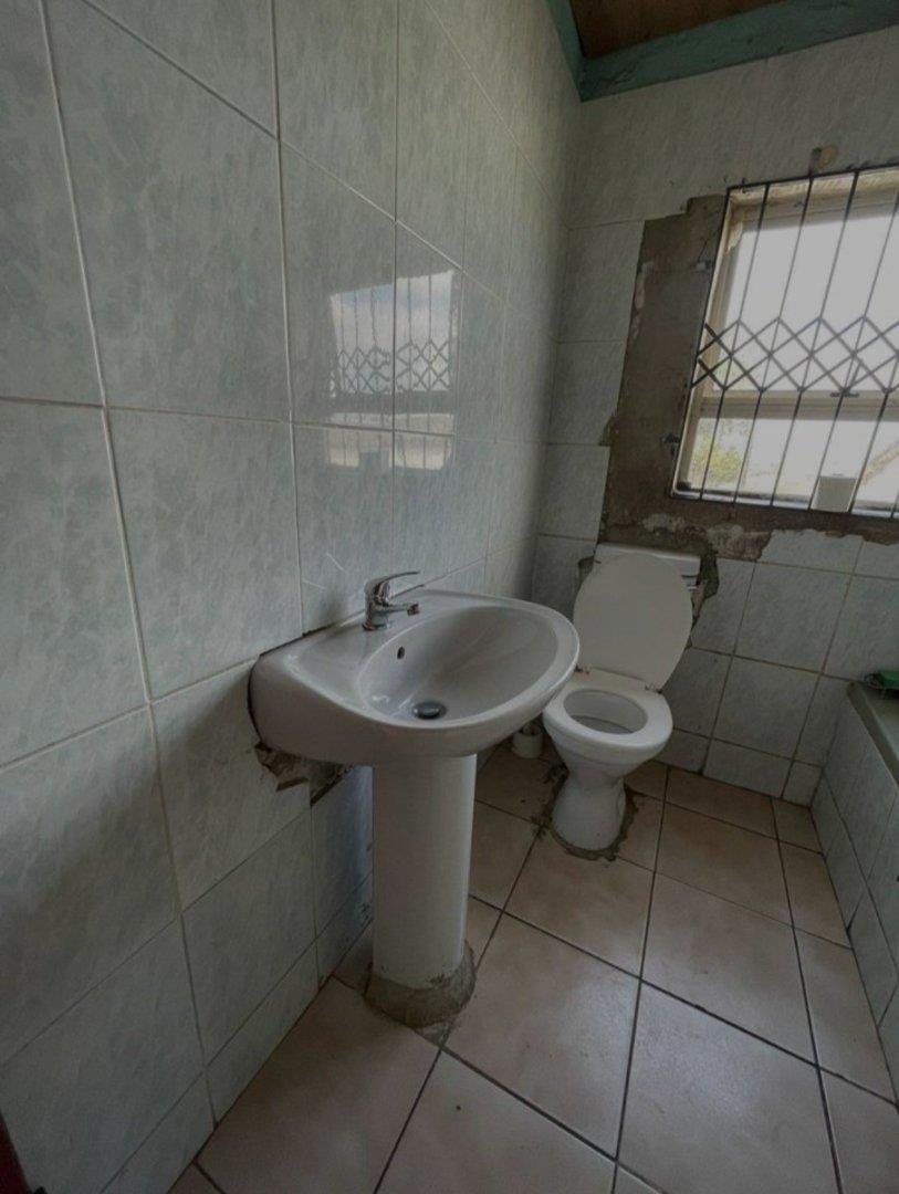 2 Bedroom Property for Sale in Mdantsane Nu 7 Eastern Cape